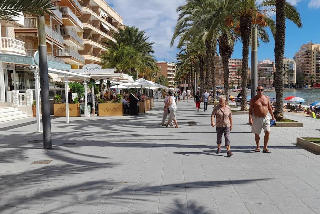 Apartment Los Locos Beach With Balcony And Wi-Fi Torrevieja Exteriér fotografie