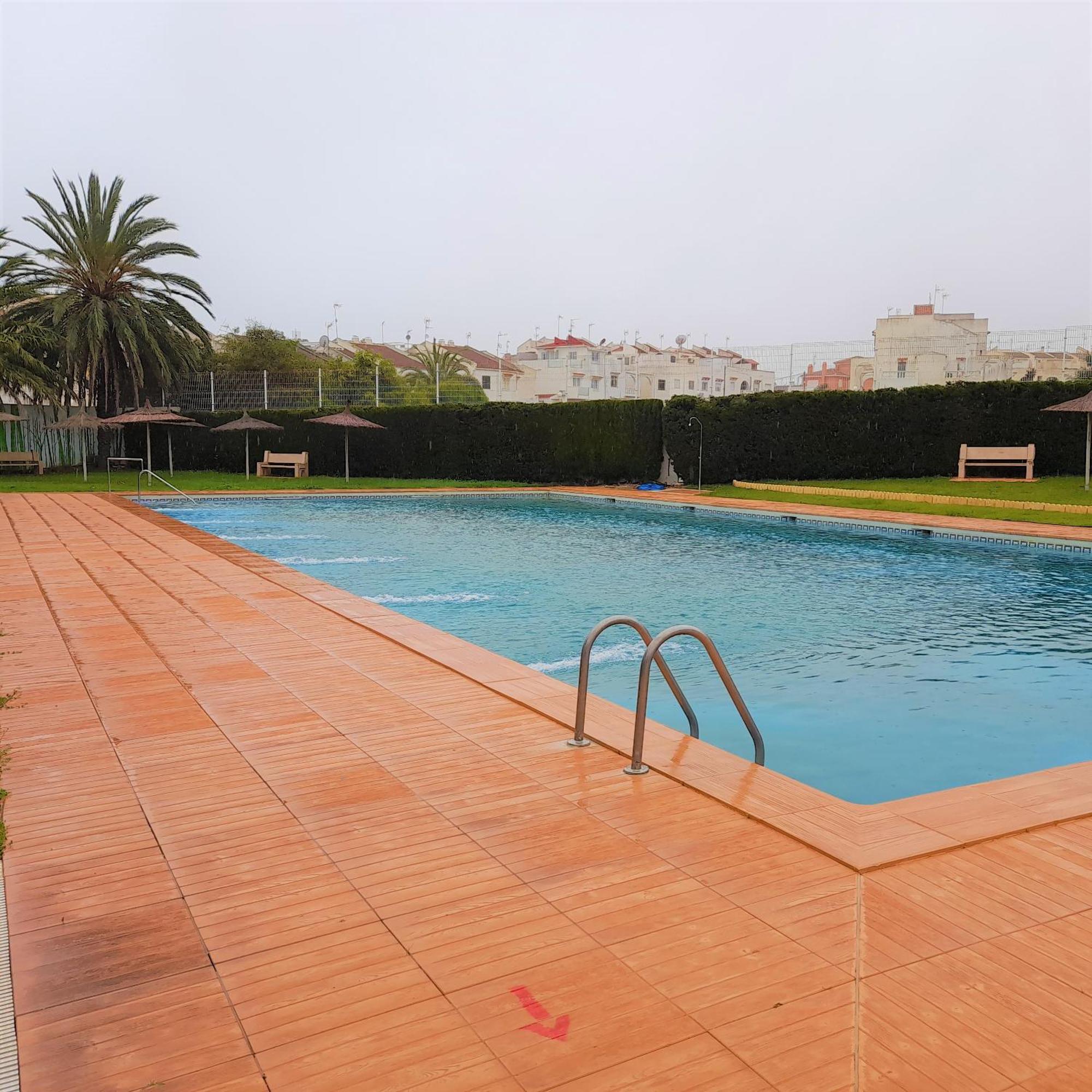 Apartment Los Locos Beach With Balcony And Wi-Fi Torrevieja Exteriér fotografie